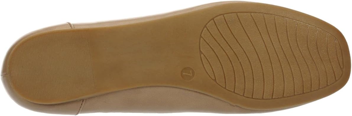 Danica - Classic Round Toe Faux Leather Ballet Flats       